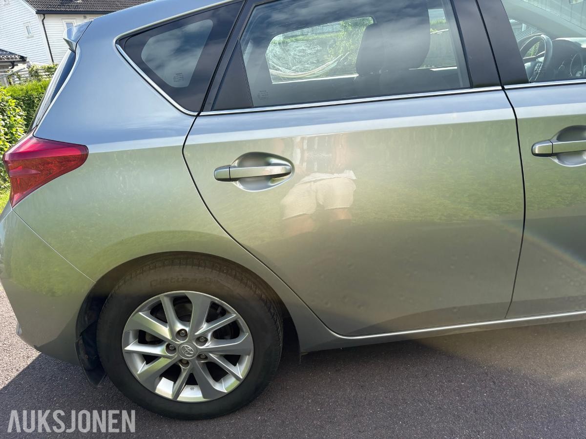 2013 Toyota Auris 1.3, 96238km, Hengerfeste, Ryggekamera
